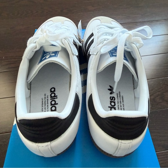 NWT adidas White and Black Classic Samba Sneakers with Gum Sole - Picture 5 of 7